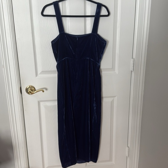 KITRI velour Navy Blue Dress size 6 NWOT - Picture 6 of 6